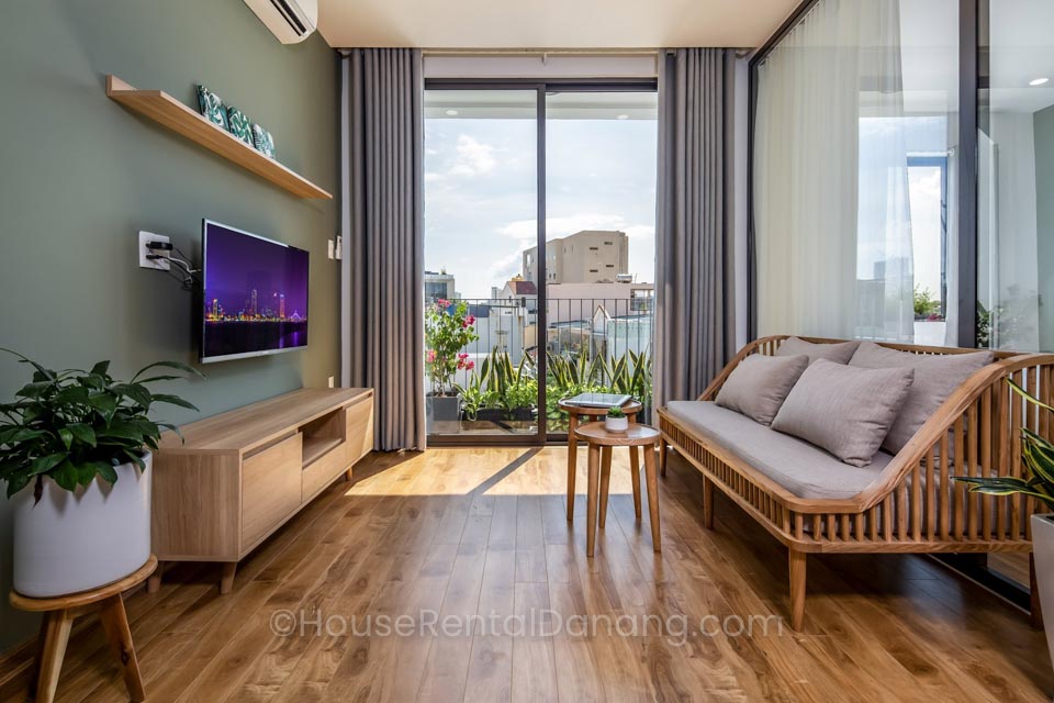 Central 1BR Apartment With City View For Rent