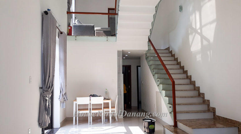 Beautiful Clean House For Rent in Danang