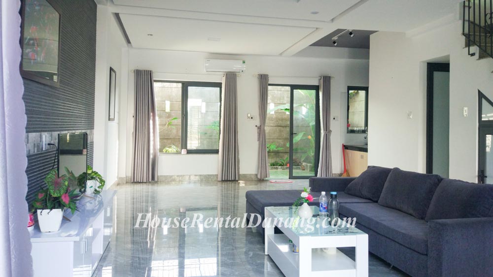 Cozy Modern House For Rent in Da Nang