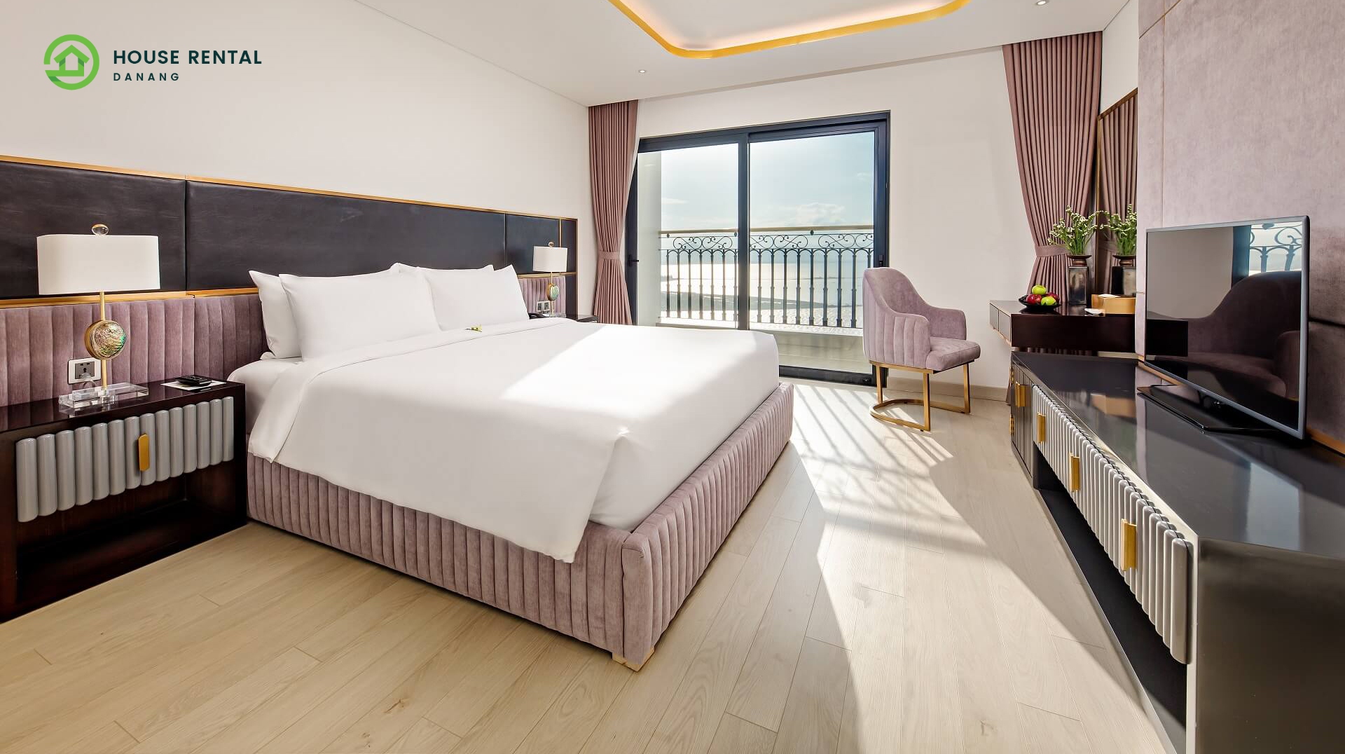 Giá phòng khách sạn Golden Bay 5 sao tại Đà Nẵng