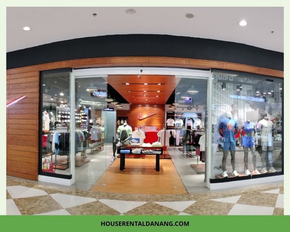 Giày Thể Thao Đà Nẵng