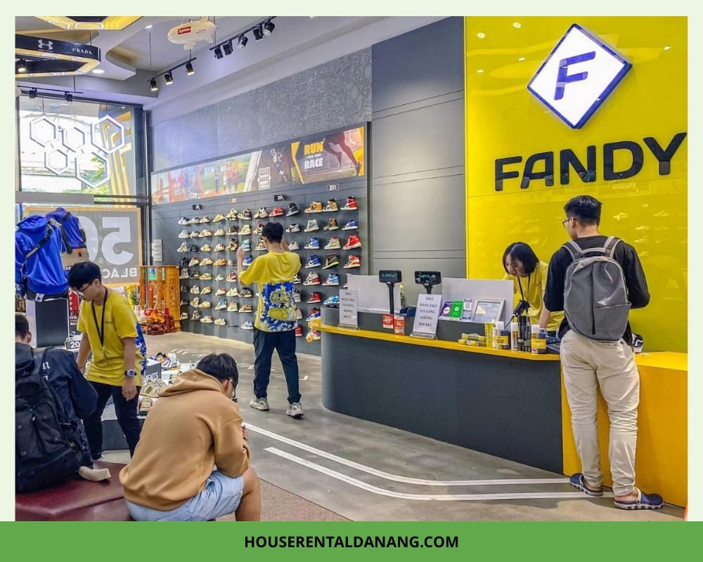 Shop Giày Thể Thao Đà Nẵng