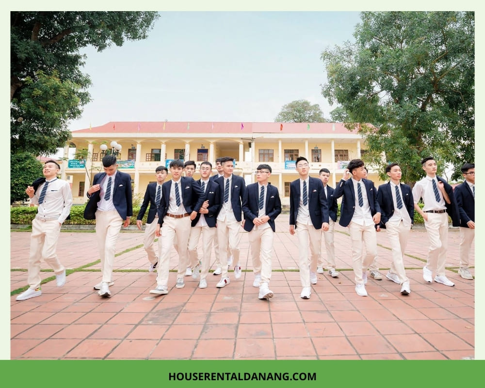 thuê vest nam Đà Nẵng