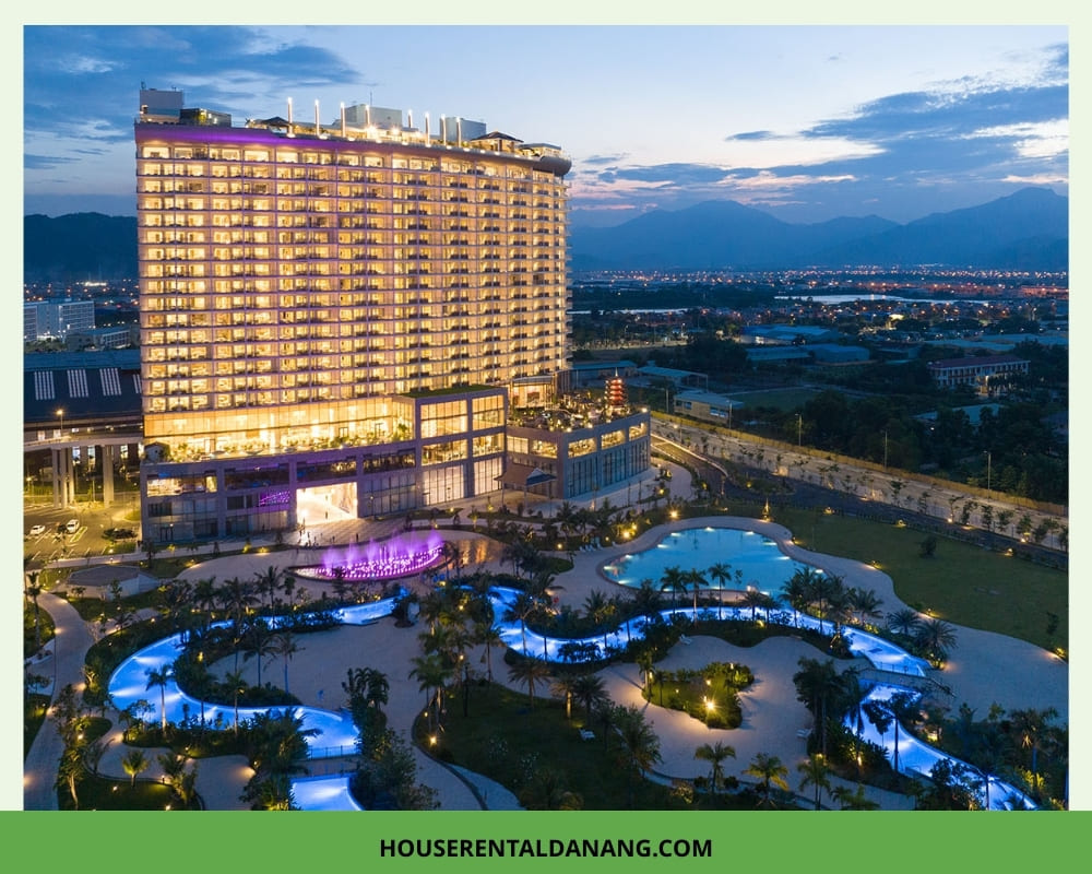 Khách sạn Mikazuki Đà Nẵng: Review "Tiểu Nhật Bản" và Kinh nghiệm vui chơi từ A-Z (2026)