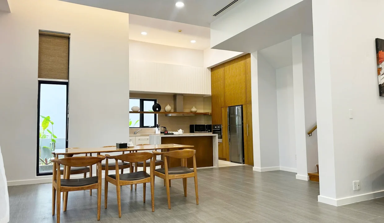 3-Bedroom Villa in Montgomerie Links Golf Community - photo 6