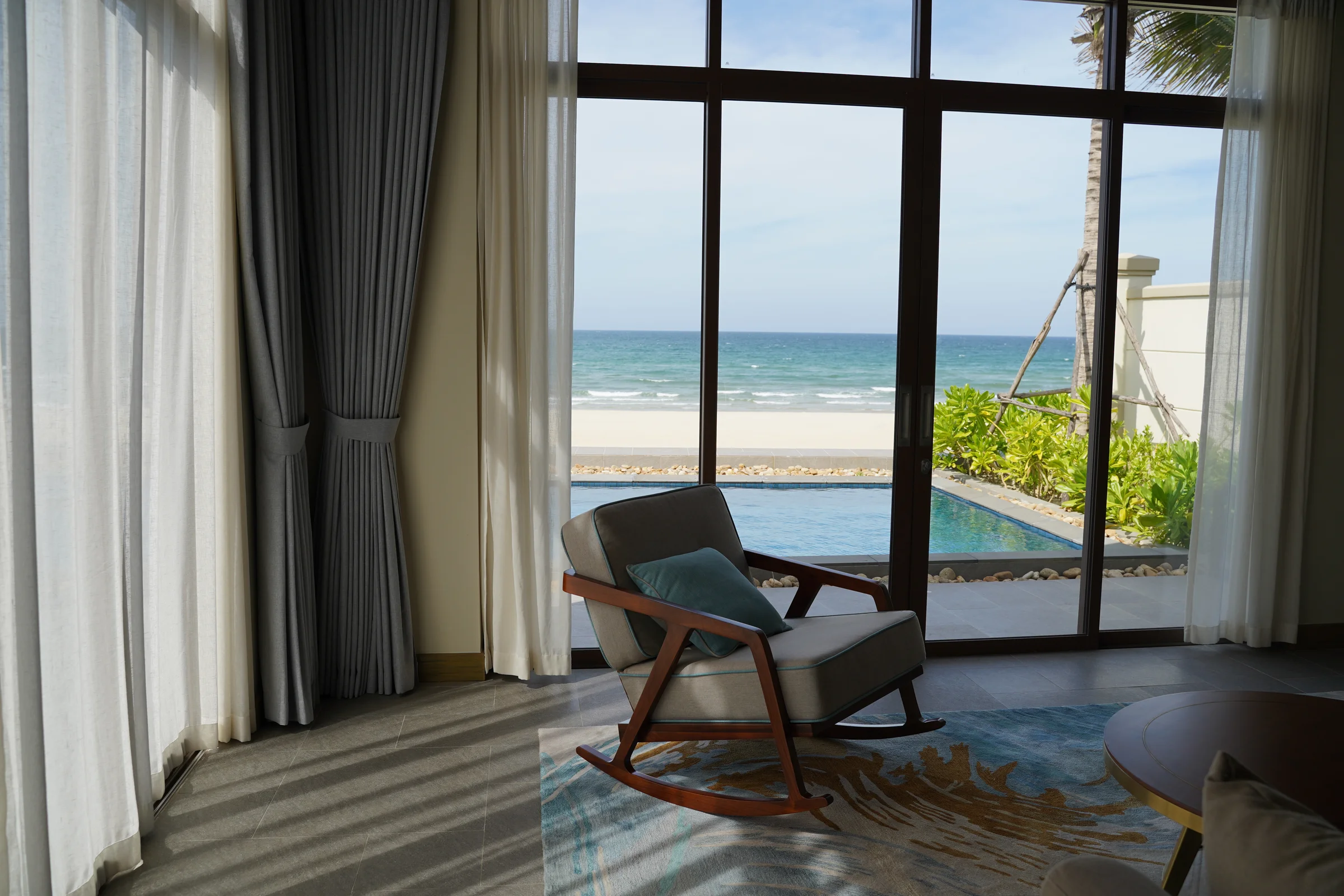 5-Bedroom Beachfront Villa with Sea Views in Da Nang in Da Nang - photo 1