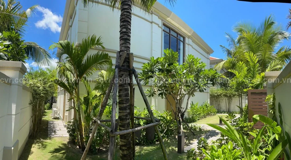 Expansive 2-Bedroom Villa with 450 sqm in Da Nang - photo 6
