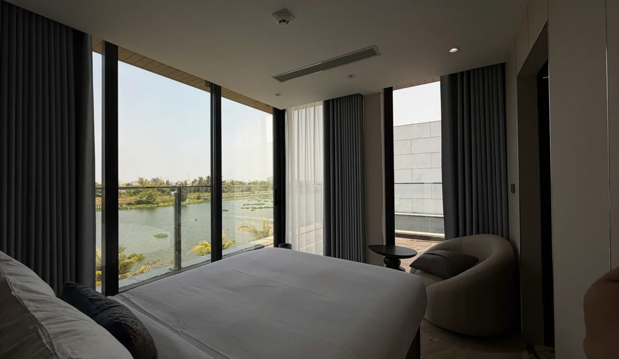 Five-Bedroom Villa at One River in Ngu Hanh Son - photo 3