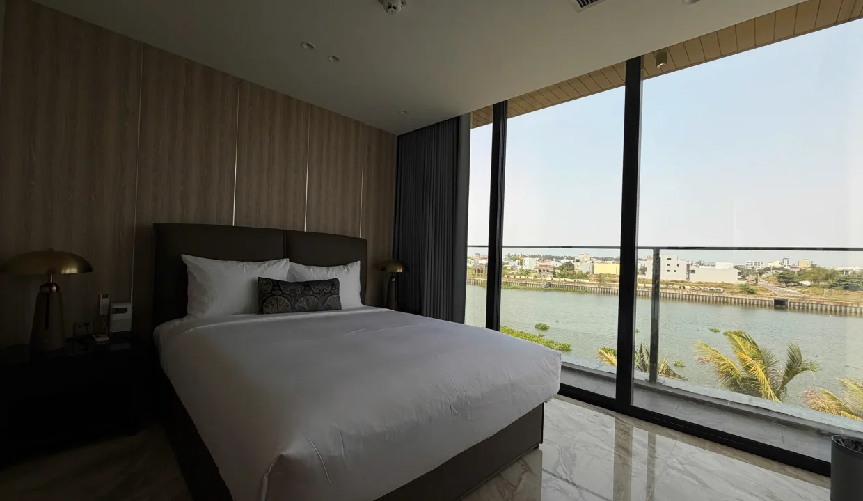 Five-Bedroom Villa at One River in Ngu Hanh Son - photo 4