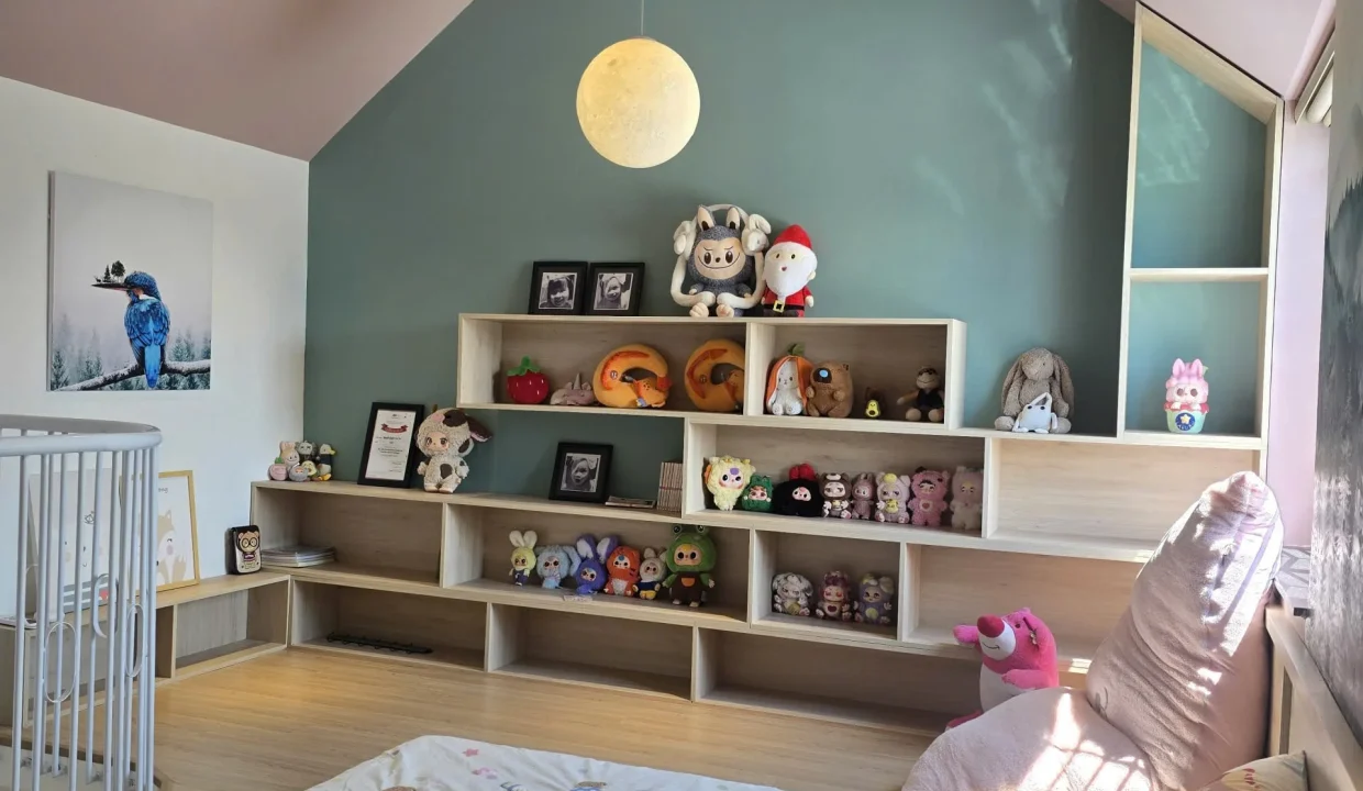 New Three-Bedroom House near Nguyen Xi Street - photo 7