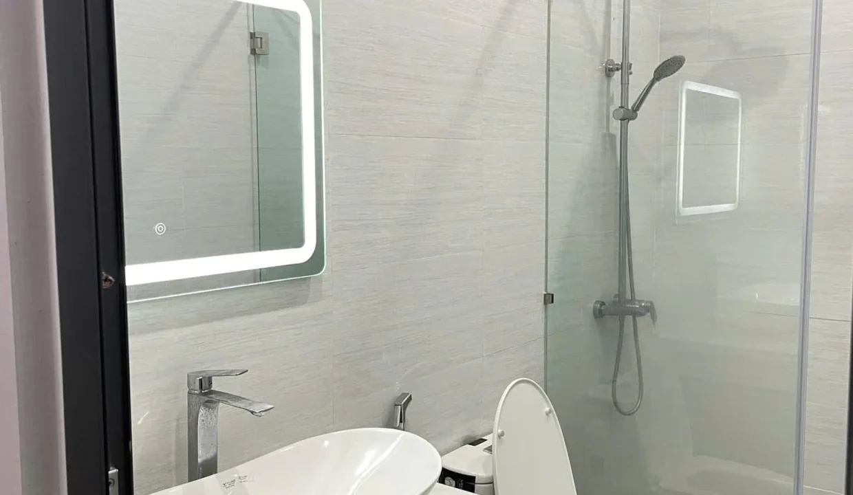 Newly Built 3-Bedroom House with Easy Car Access in Lien Chieu - photo 6