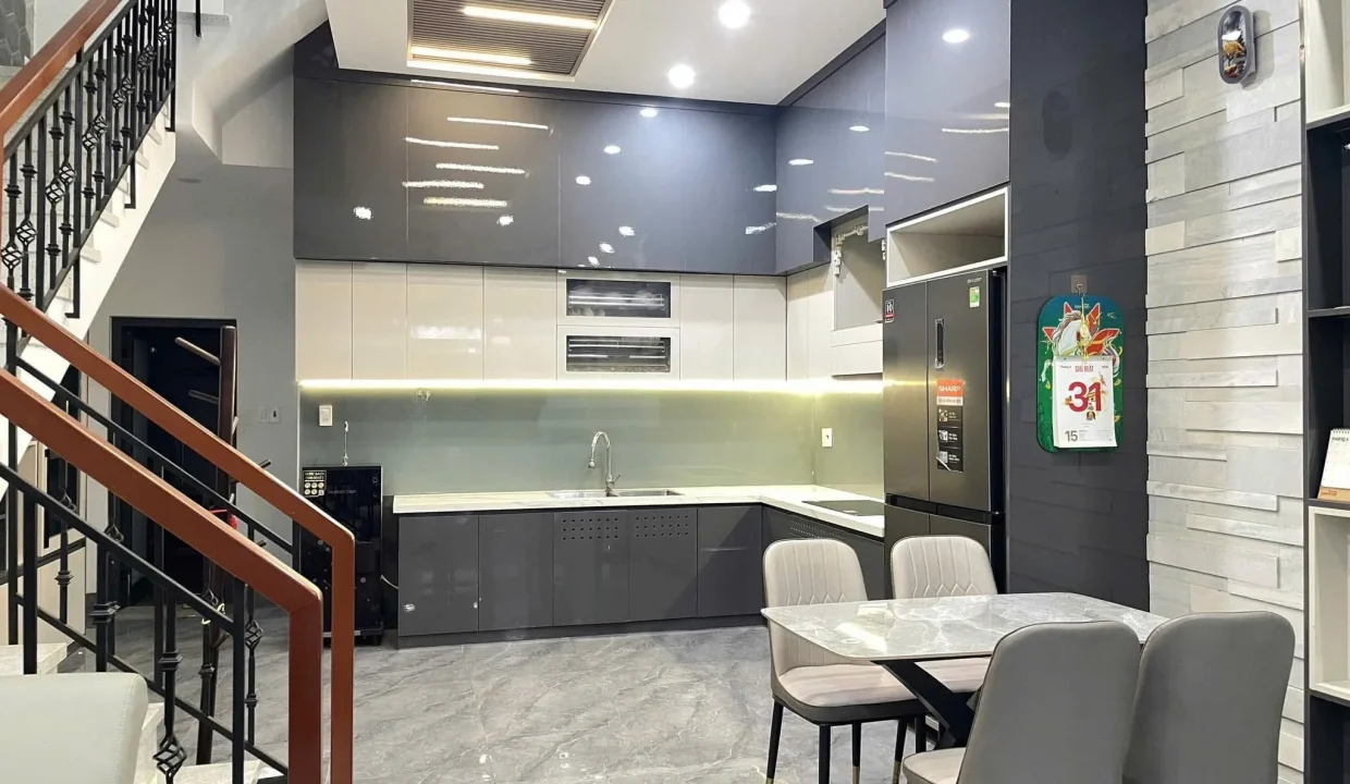 Newly Built 3-Bedroom House with Easy Car Access in Lien Chieu - photo 7