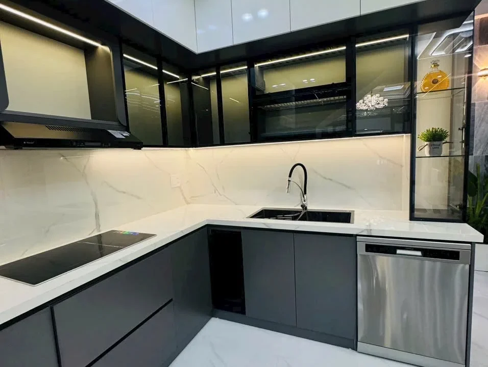 Three-Bedroom House near Nguyen Tat Thanh Beach - photo 2