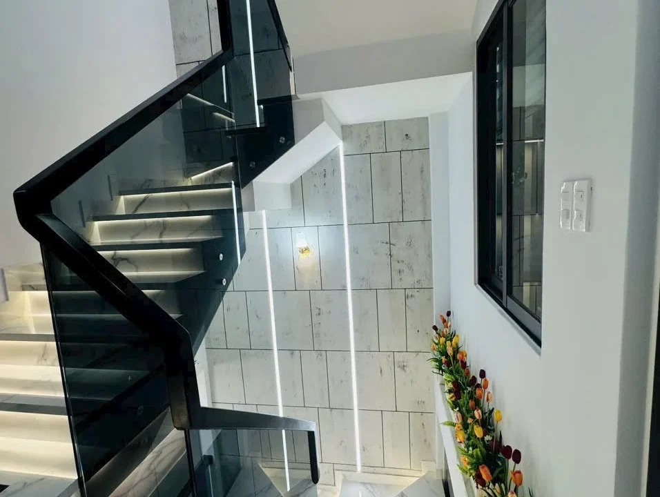 Three-Bedroom House near Nguyen Tat Thanh Beach - photo 3