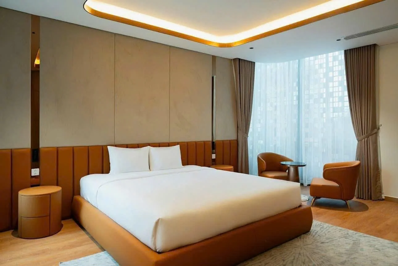 Three-Storey 5-Bedroom Luxury Villa in Da Nang in Da Nang - photo 1