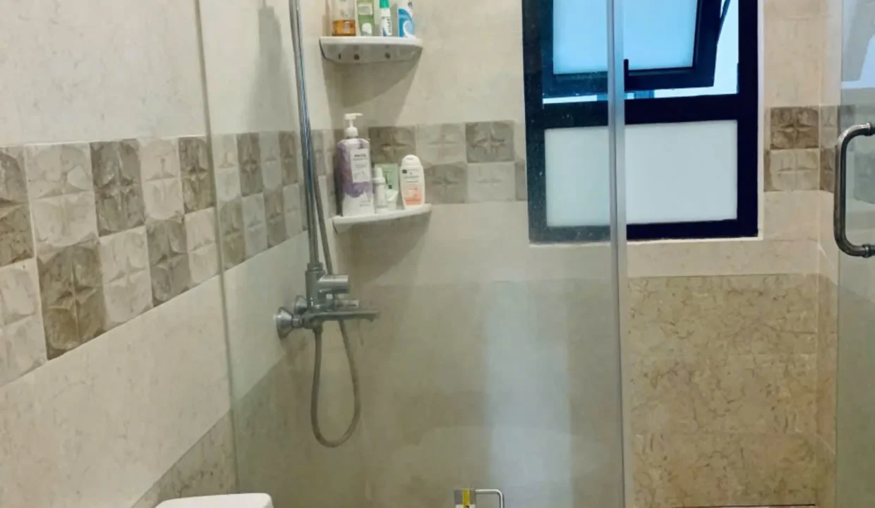 Three-Storey House for Rent in Hoa Xuan - photo 3