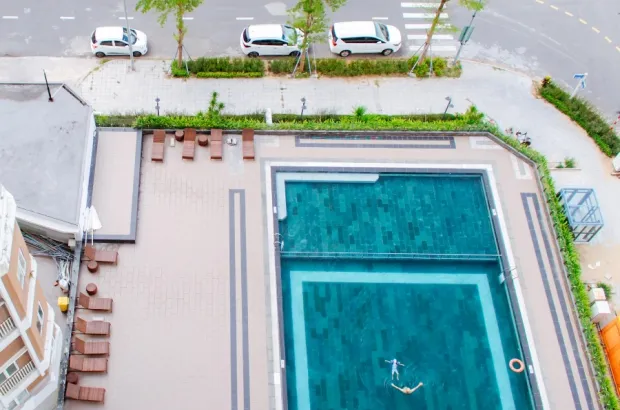The Monarchy swimming pool