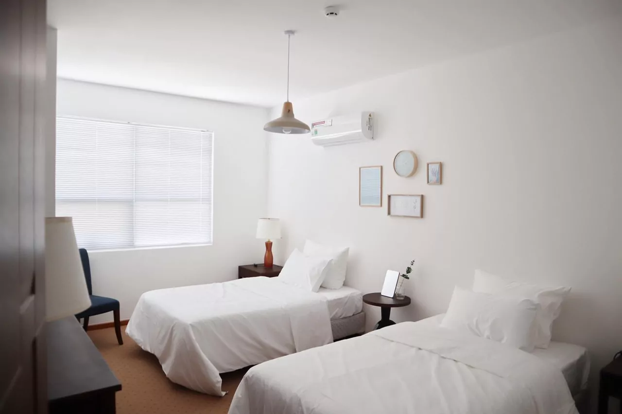 Blooming Tower apartment bedroom
