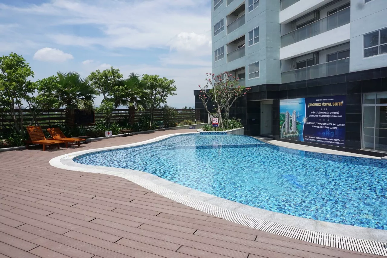 Blooming Tower swimming pool