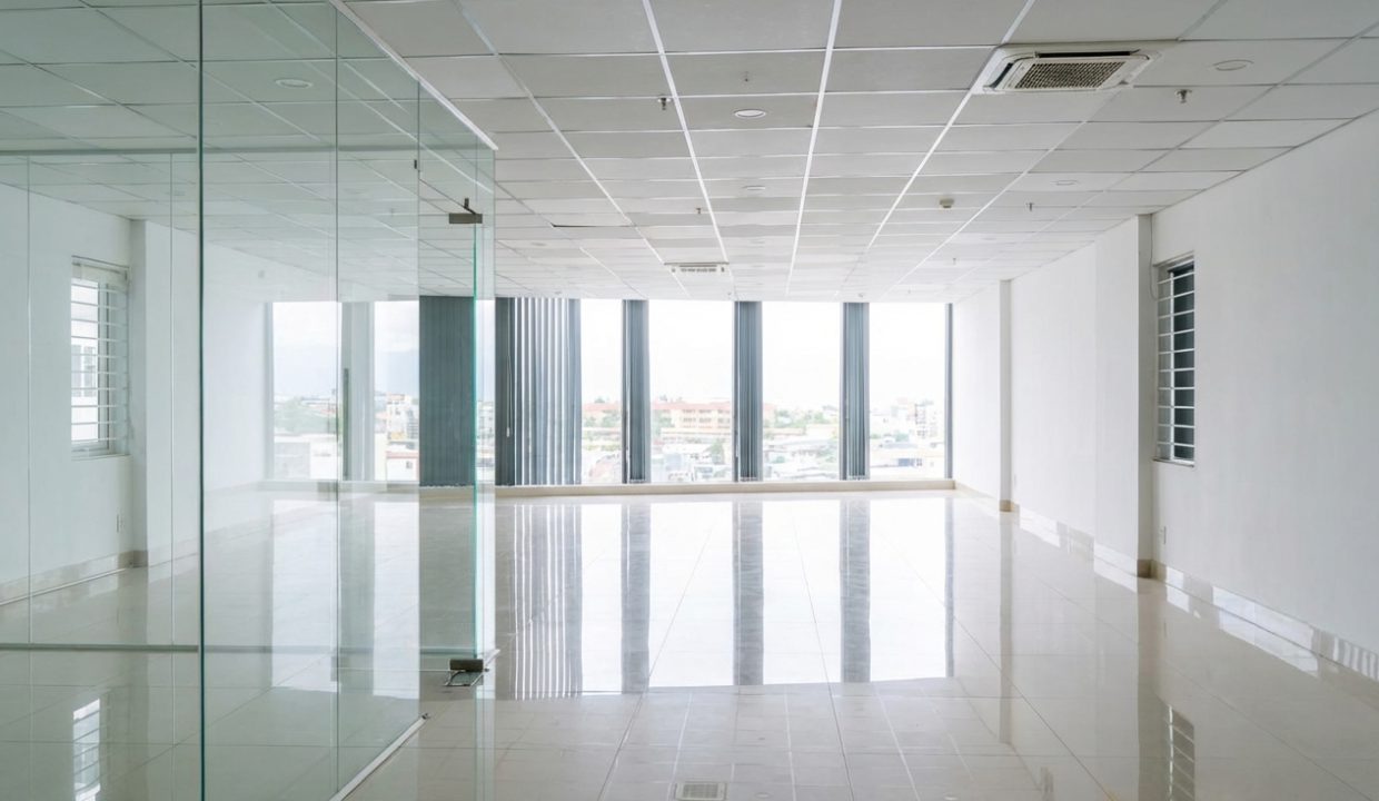 Viet Building | Budget Office on Dong Da with Free Overtime