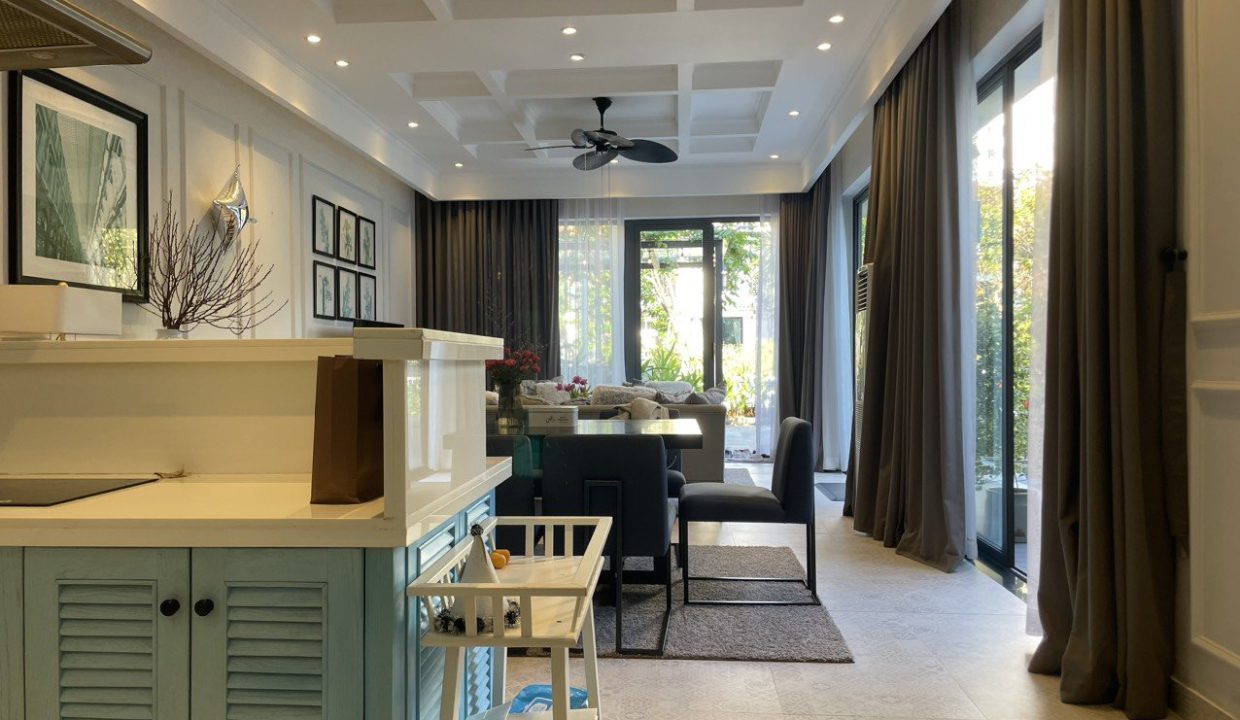 River View 4-Bedroom Villa at Monarchy