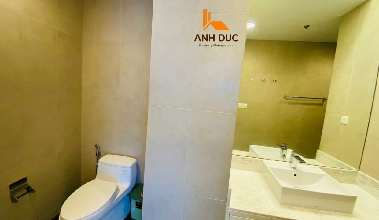 Stylish 2-Bedroom Apartment at Azura