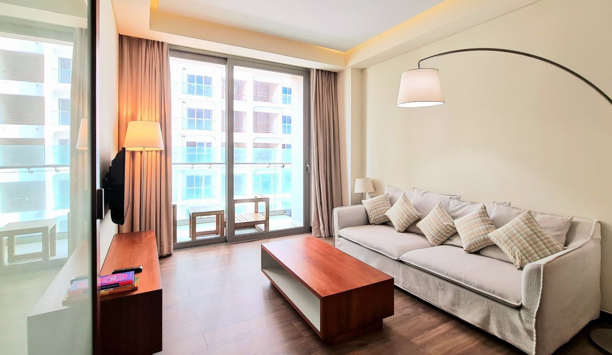 Stylish 2-Bedroom Apartment at Alacarte