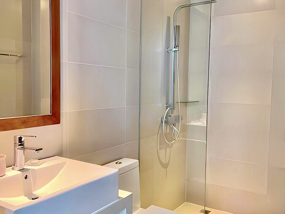 Stylish 2-Bedroom Apartment at Alacarte