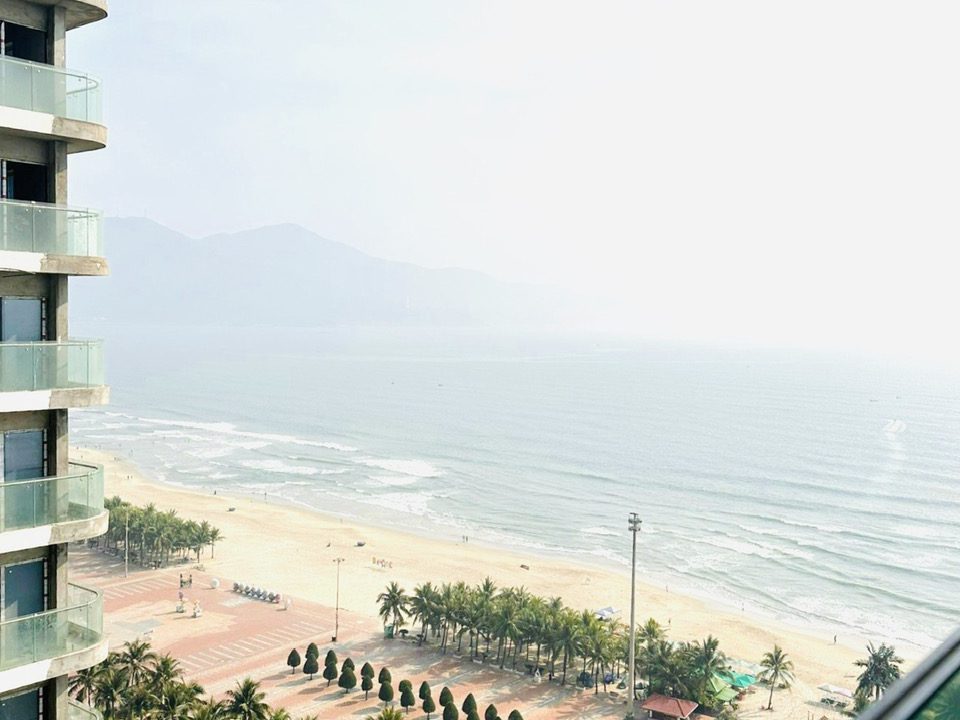 Stylish 2-Bedroom Apartment at Alacarte