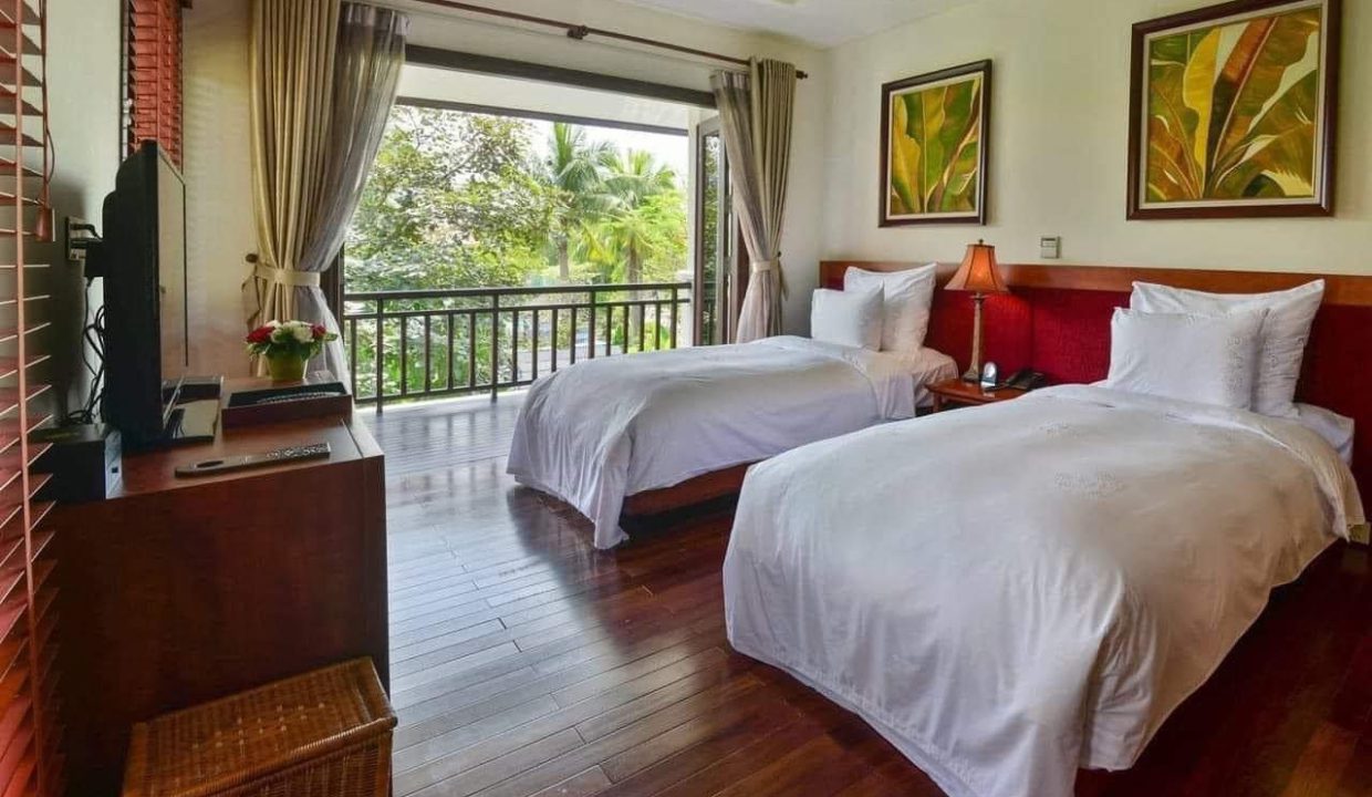 Private Pool 3-Bedroom Villa at My Khe Beach