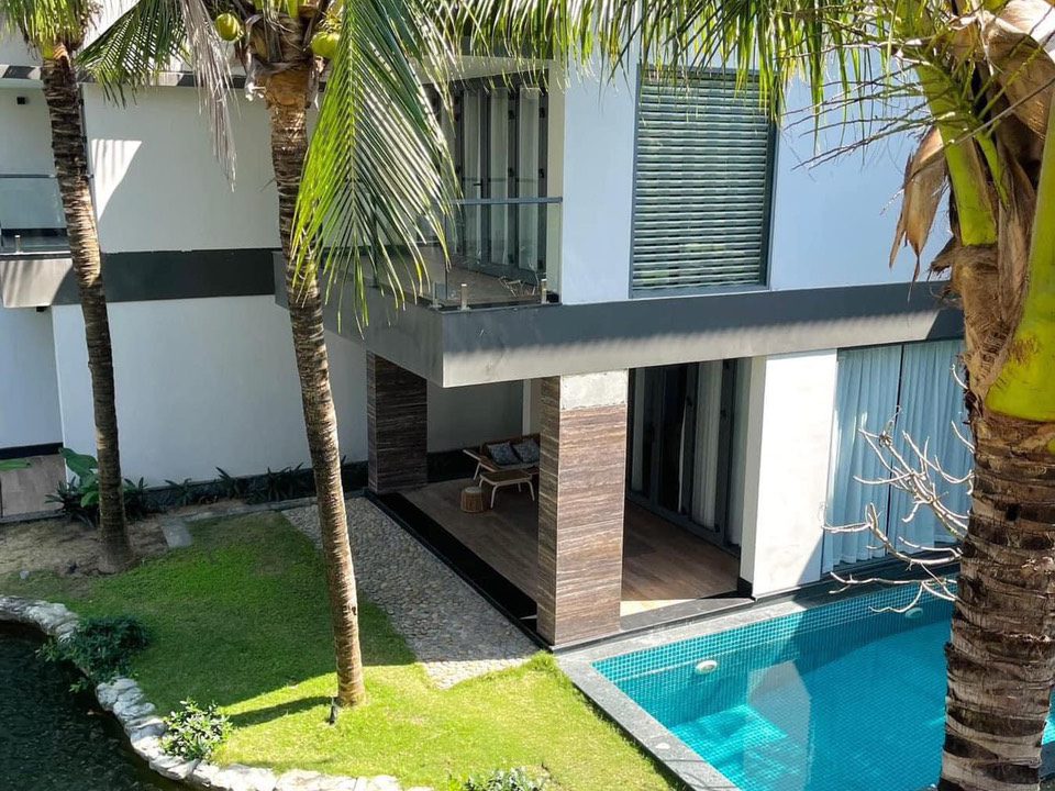 Private Pool 3-Bedroom Villa at My Khe Beach