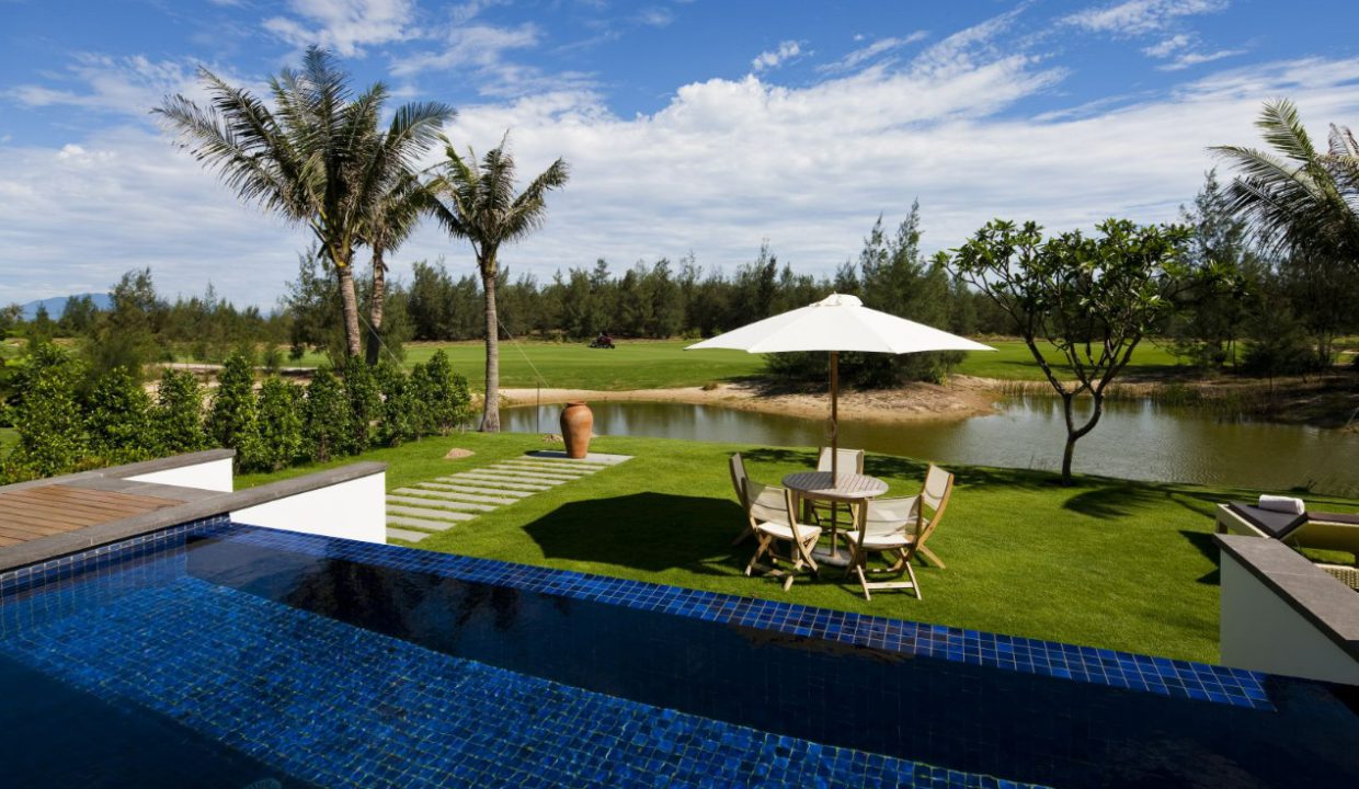 Golf Course 3-Bedroom Villa at The Dune