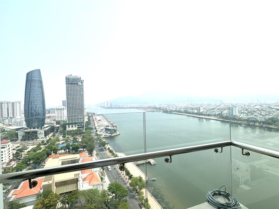 River View 3-Bedroom Penthouse at Hilton