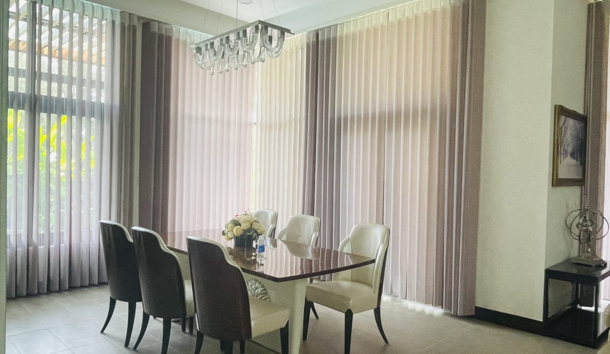 Golf Course 4-Bedroom Villa at Montgomerie Links