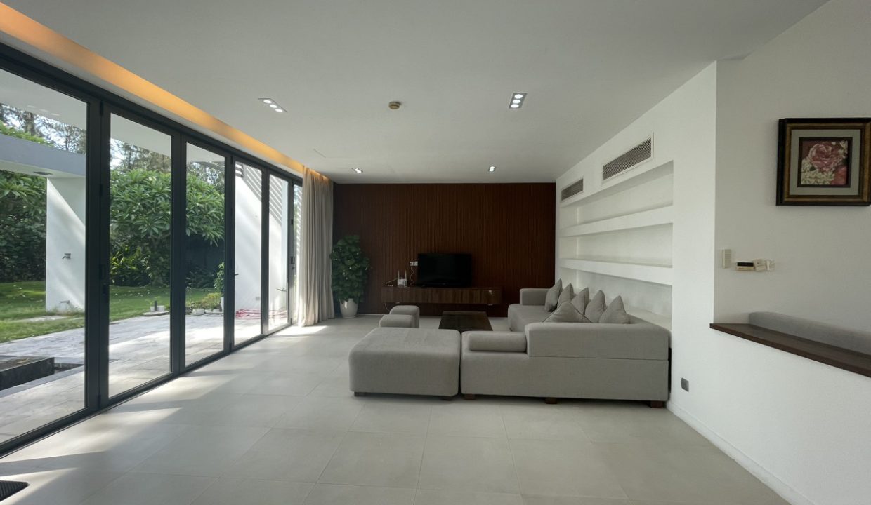 Golf Course 3-Bedroom Villa at The Dune