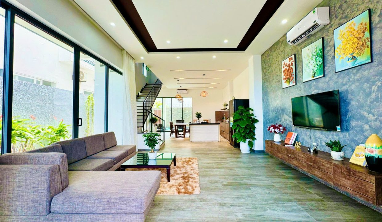 Private Pool 5-Bedroom Villa at Nam Viet A