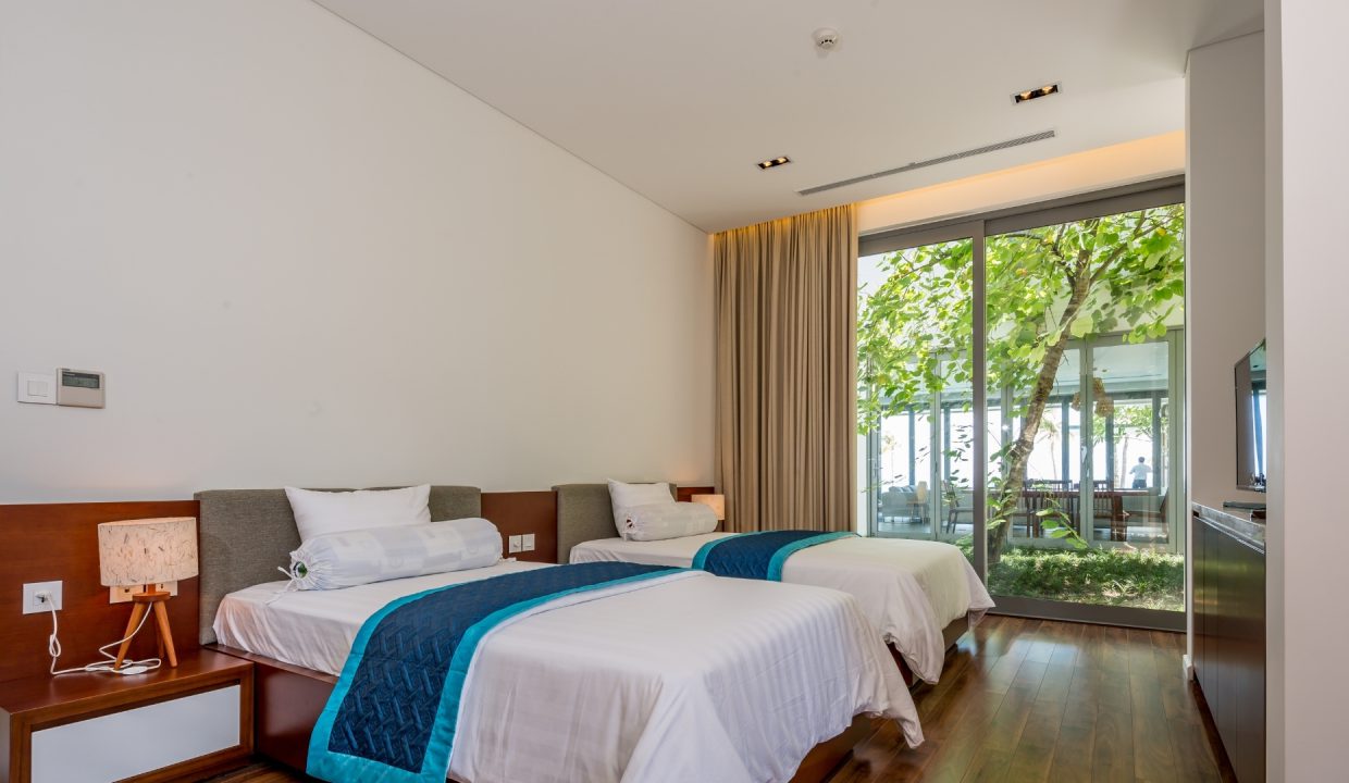 Beachfront 6-Bedroom Villa at The Ocean Resort