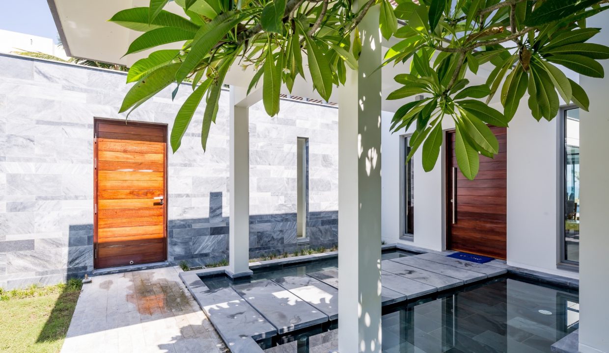 Beachfront 6-Bedroom Villa at The Ocean Resort