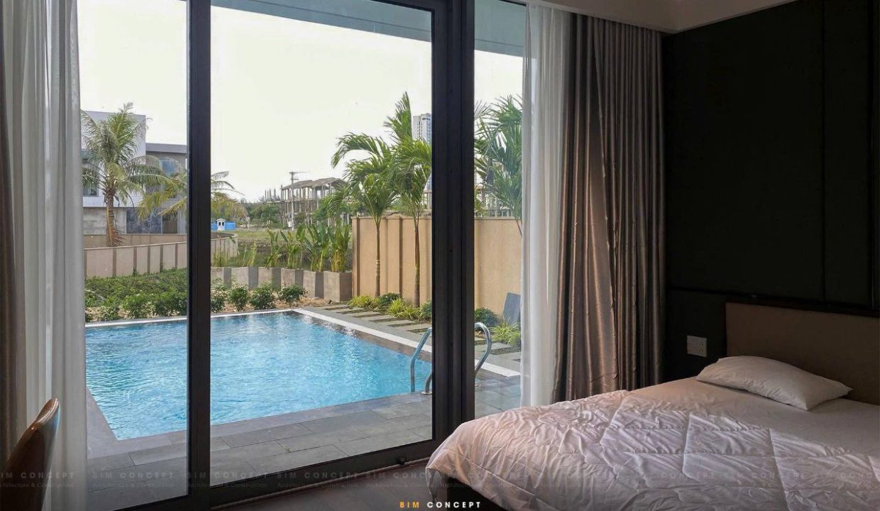 Private Pool 4-Bedroom Villa at Regal Victoria