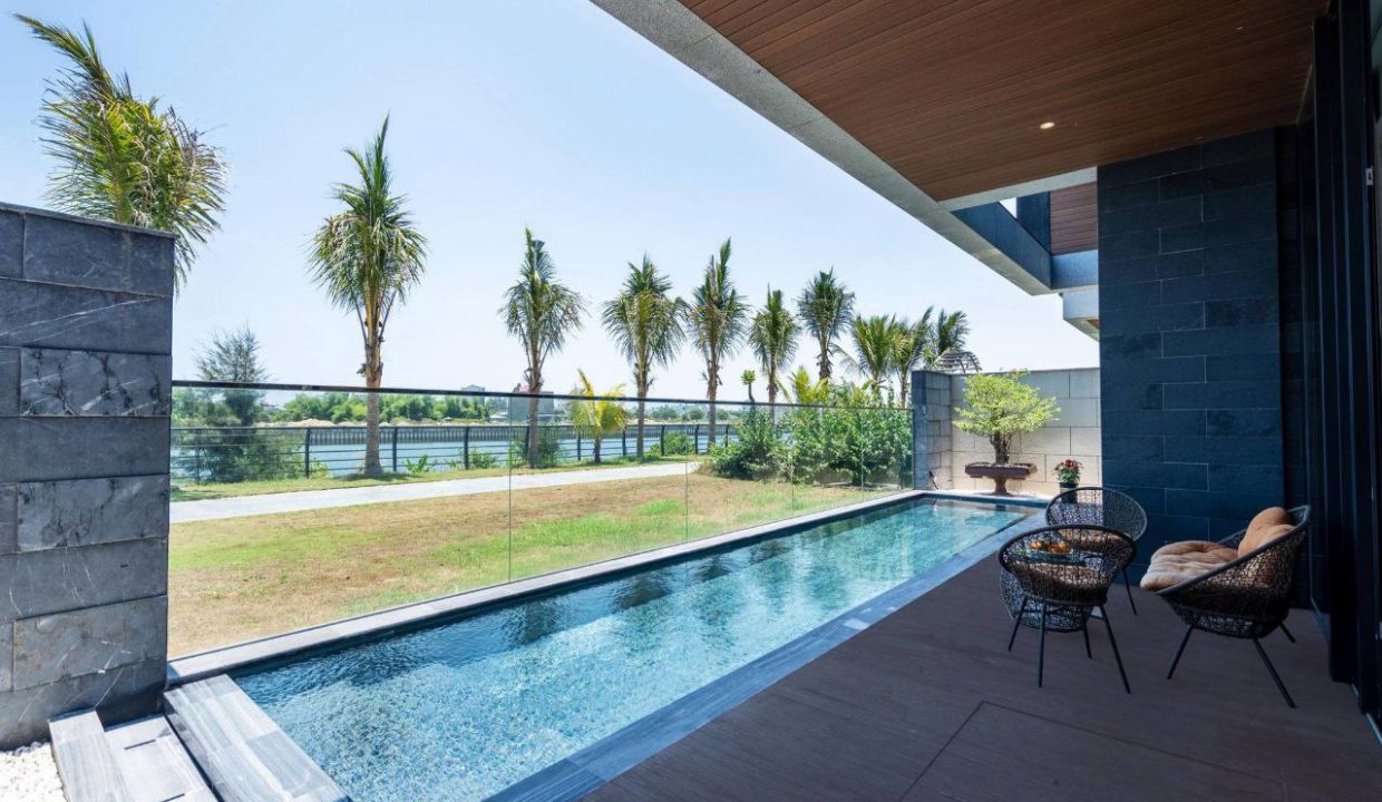 Private Pool 5-Bedroom Villa at One River