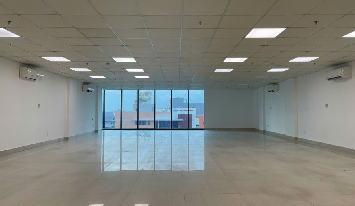 Xo Viet Nghe Tinh Office Space | Central Floors for Growing Teams