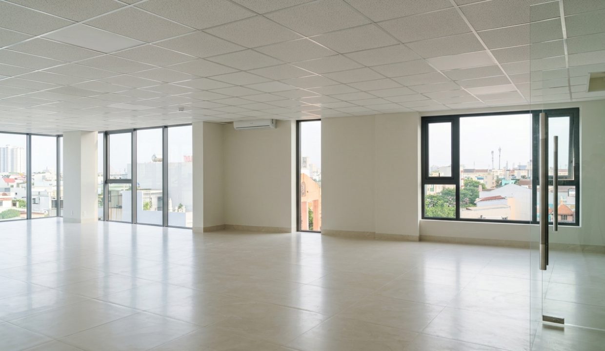 APTEK Building | Private Full-Floor Office on Le Dinh Ly