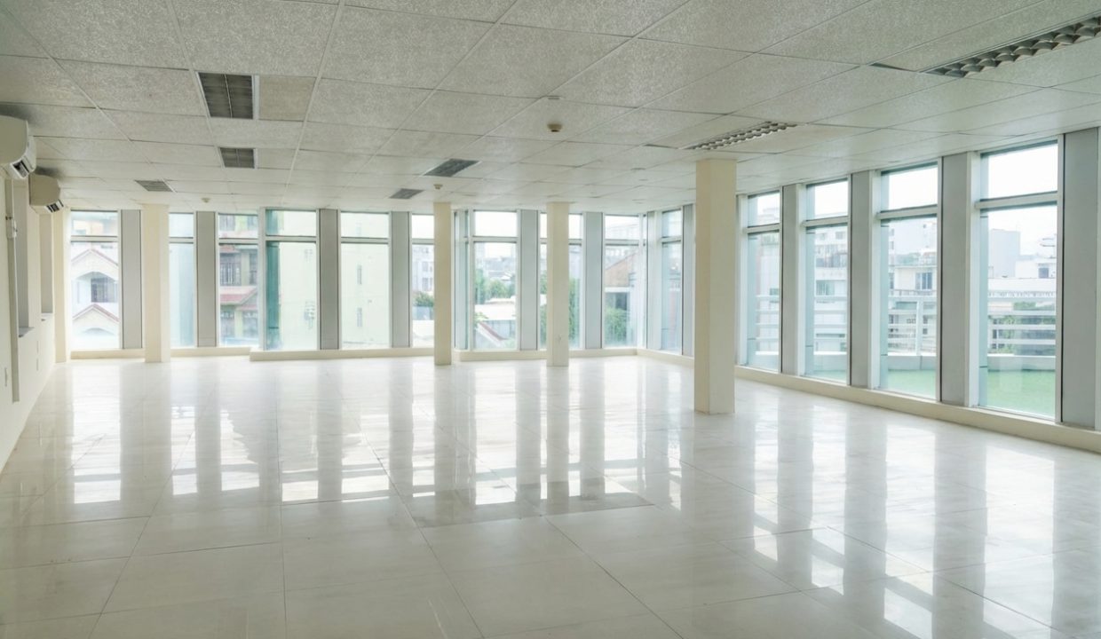 Sunrise Building 1 | Budget Office Space from 35 m²