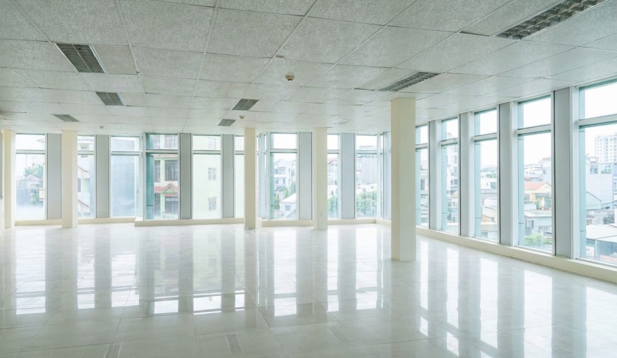 Sunrise Building 1 | Budget Office Space from 35 m²