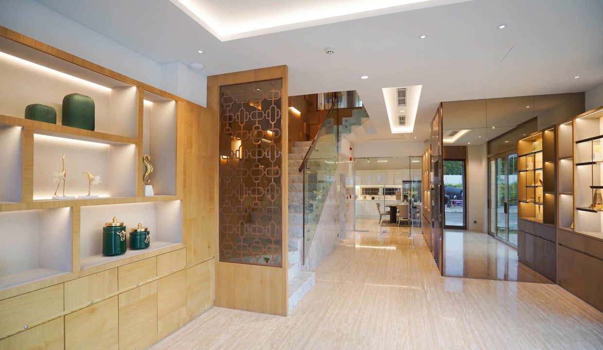Garden 4-Bedroom Villa at Regal Pavillon
