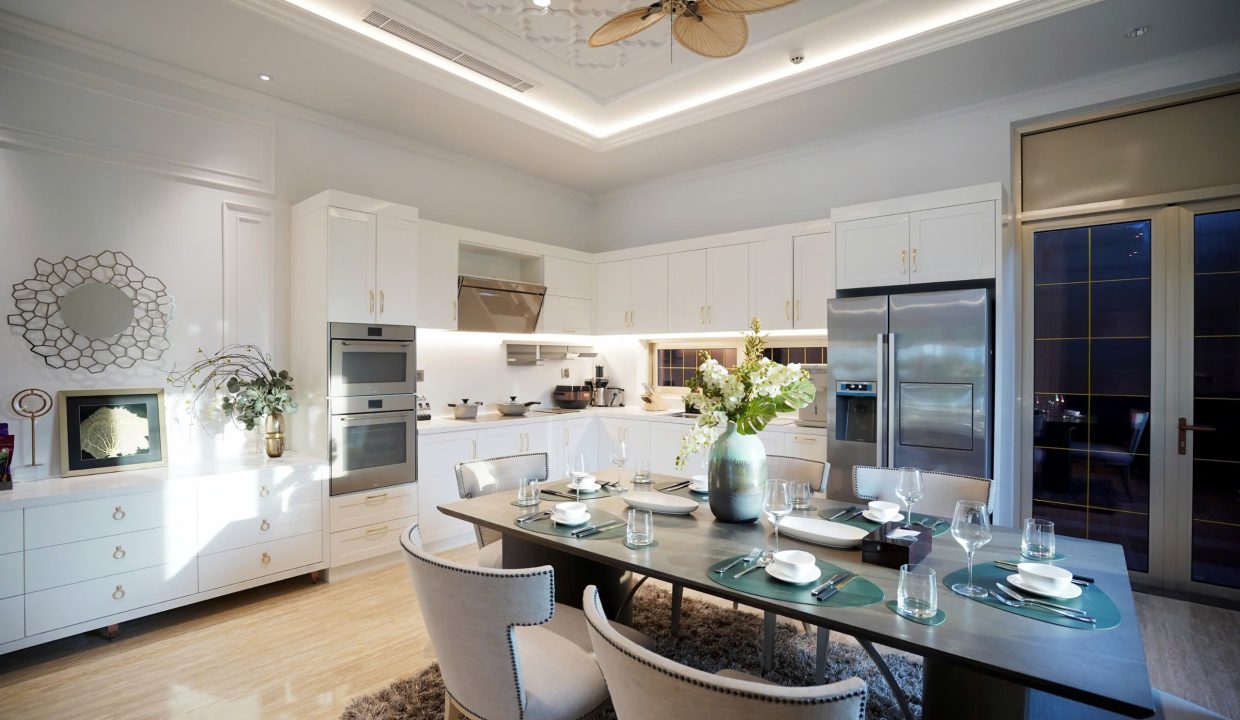 Garden 4-Bedroom Villa at Regal Pavillon