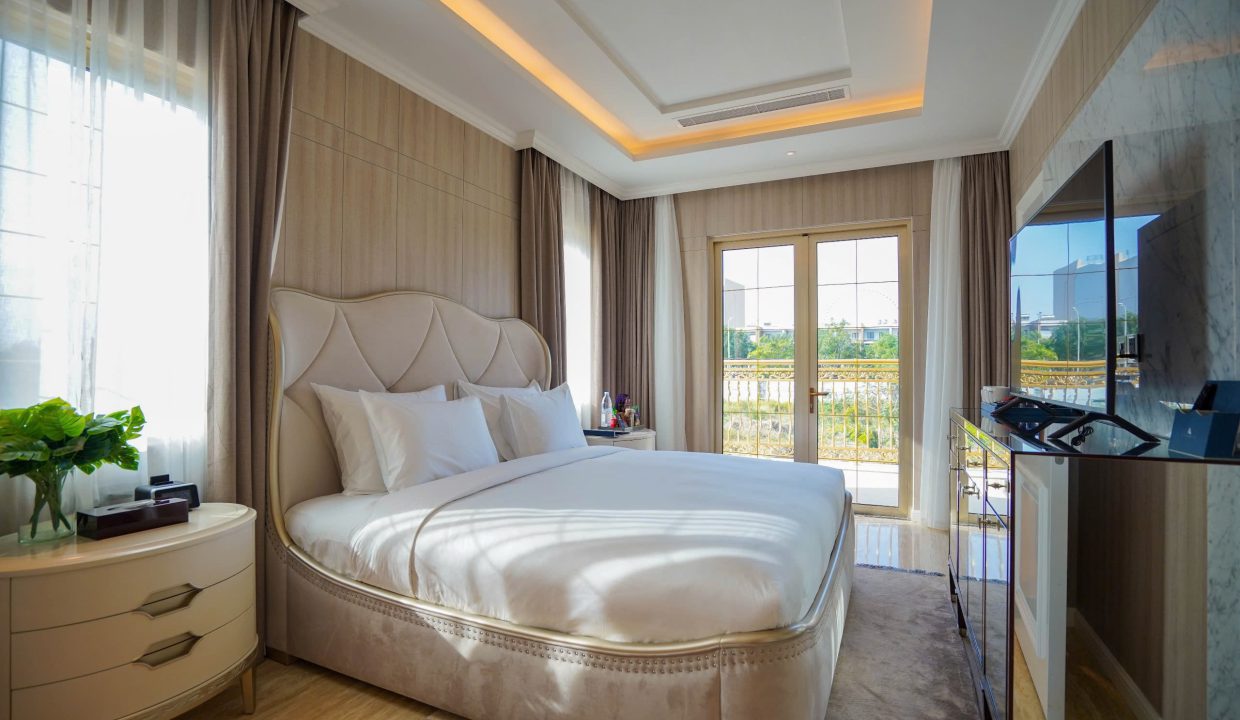 Garden 4-Bedroom Villa at Regal Pavillon