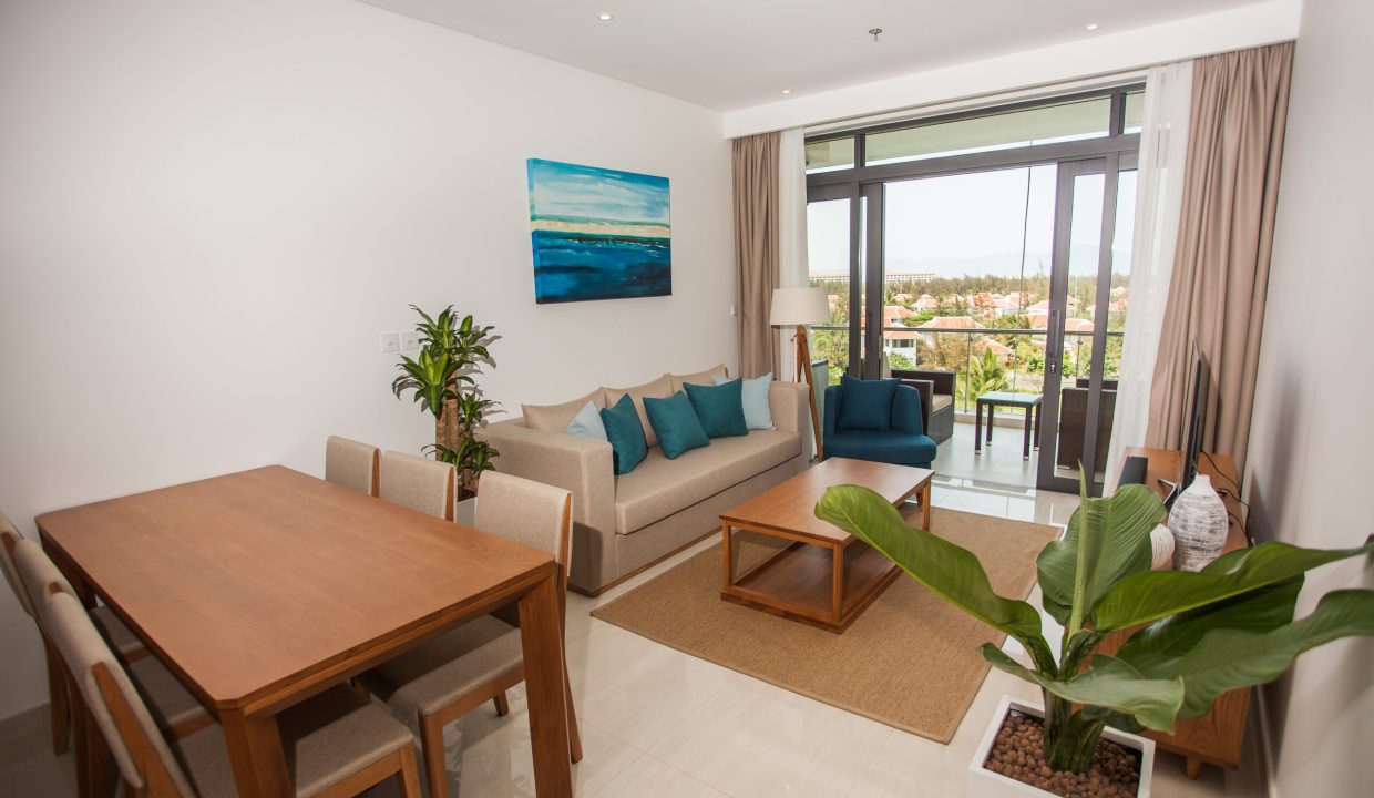 Corner 2-Bedroom Apartment at The Ocean Villas