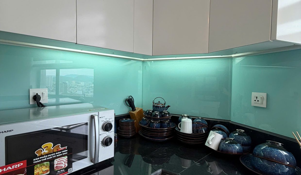 River View 2-Bedroom Apartment at Indochina Riverside Towers