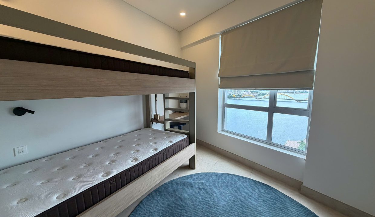 River View 2-Bedroom Apartment at Indochina Riverside Towers